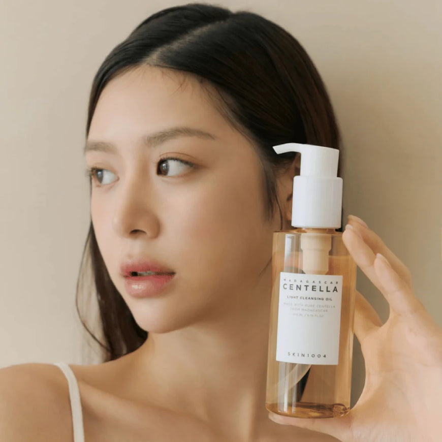 Madagascar Centella Light Cleansing Oil 2